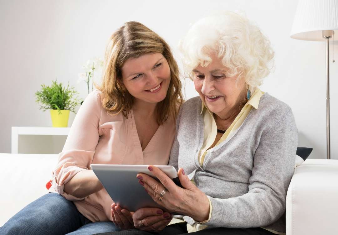 You are currently viewing How Communication Promotes Healthy Aging