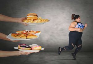 Read more about the article List Of Fat-Pumping Food To Avoid